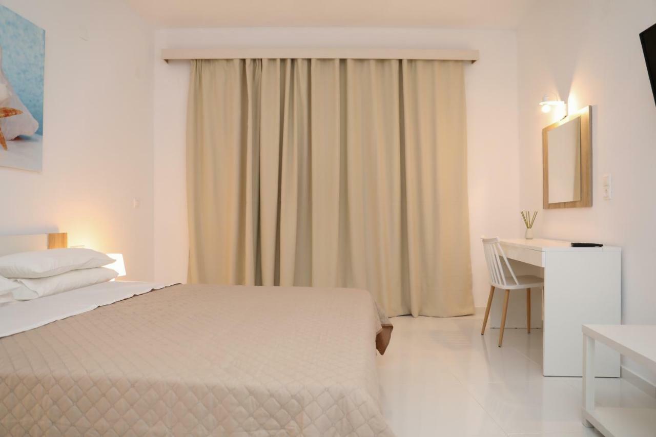 Hotel Zorbas Family House Troulos Exterior foto